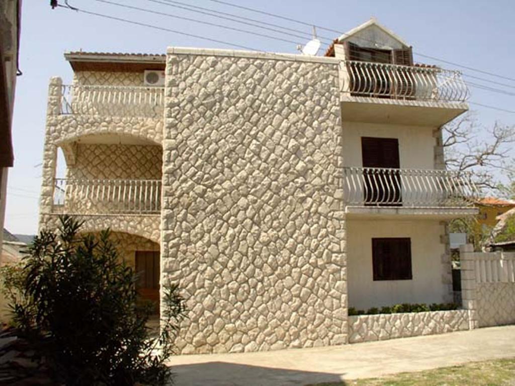 Apartments Vini And Ivana Sućuraj Eksteriør billede